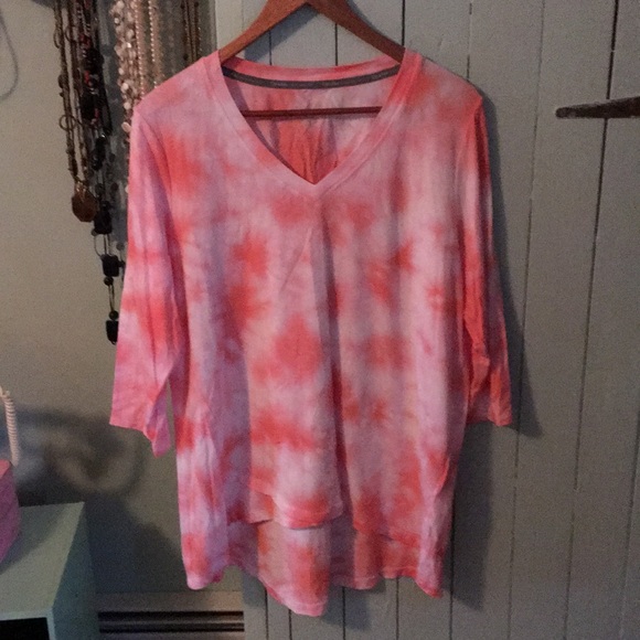 Calvin Klein Tops - Calvin Klein tie die XL